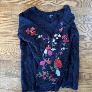 American Eagle embroidered sweater